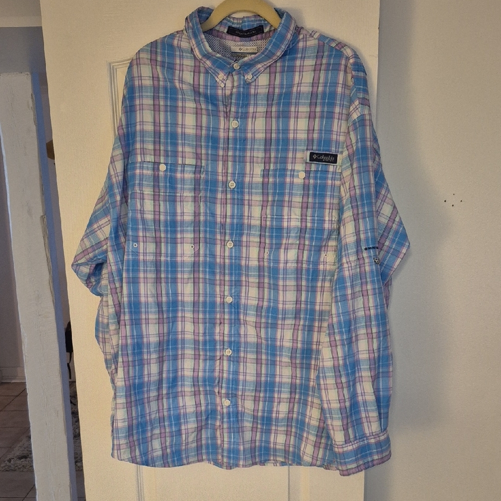 Columbia Blue and White Casual Button Down Shirt Sz. XXL